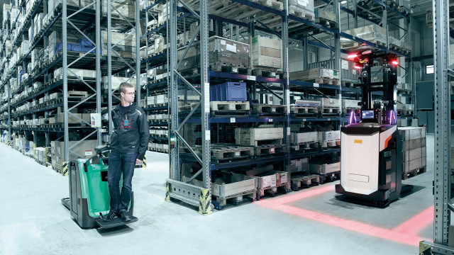 LogiMAT 2024: Mitsubishi und Rocla