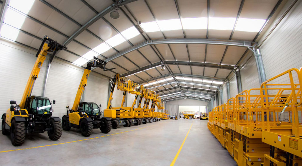 Haulotte Arbeitsbühnen in der Halle